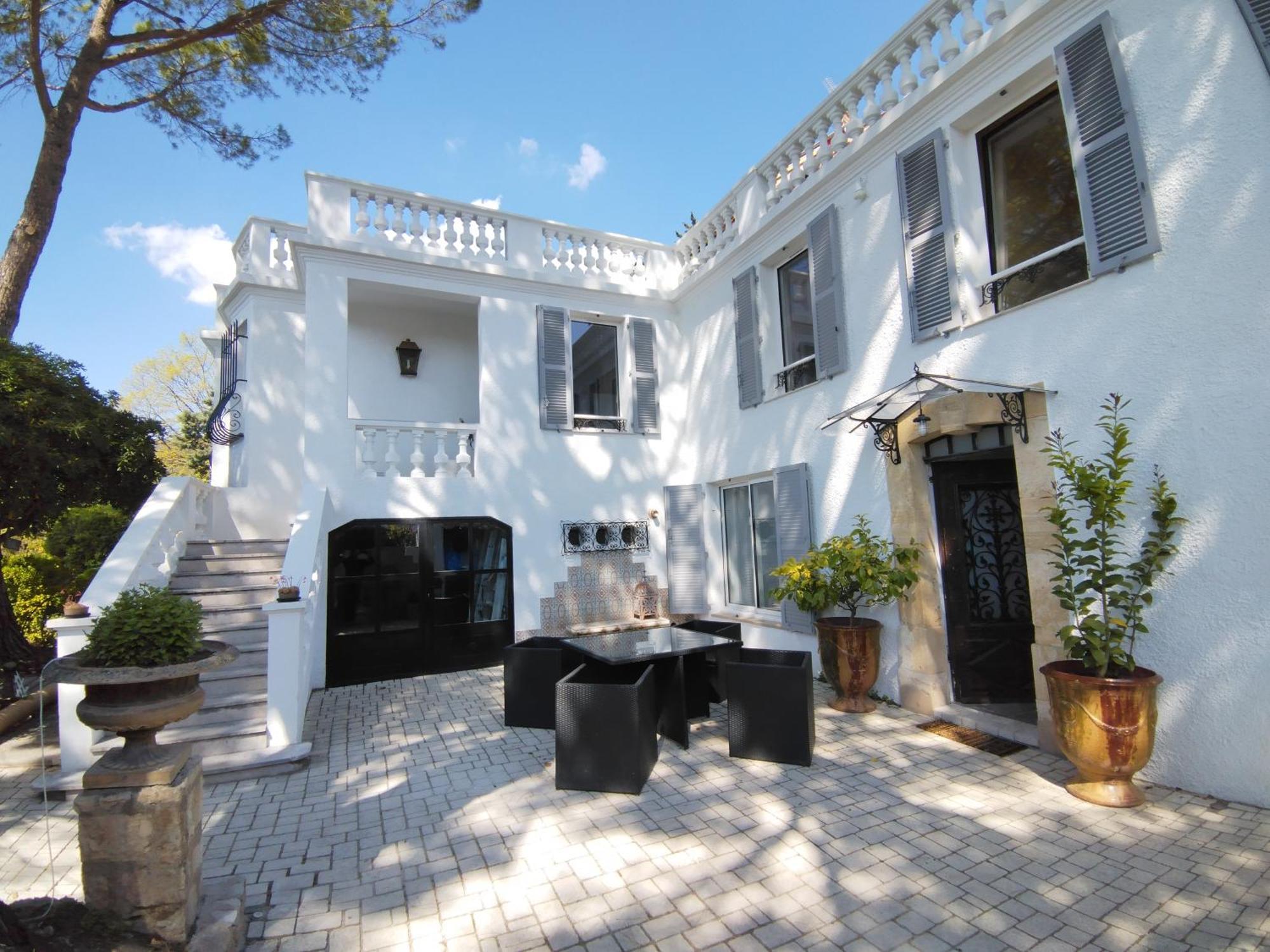 Villa Le Clos Fontaine *